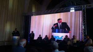 Istantanea del segretario generale dell'Ugl, Francesco Paolo Capone, mentre conclude il dibattito su Industria 4.0 organizzato dall'Ugl Chimici