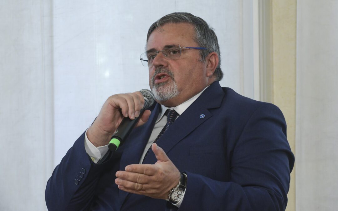 Capone: “Puntare su percorsi di formazione e politiche attive”