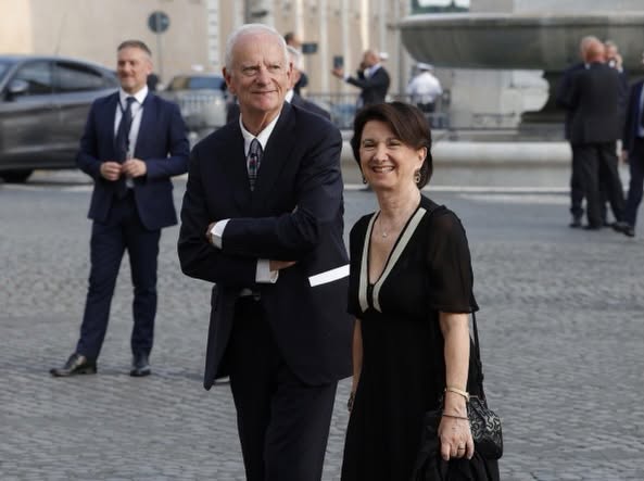 “Vicino al ministro Eugenia Roccella e alla sua famiglia”